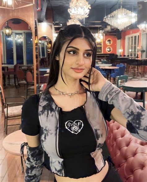 Payal Gaming Boobs : r/HottiesOfYTandTV