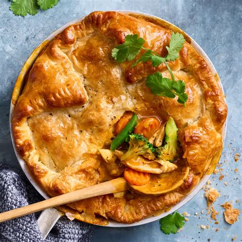 Curried Chicken & Vegetable Pie Recipe | Woolworths