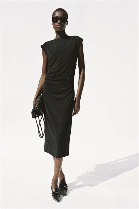 Cap-sleeved dress - Black - Ladies | H&M IN