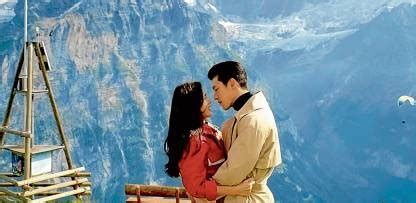 Crash landing on you - Korean Tv series poster - K-drama - Netflix tv ...