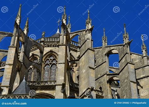 Le Mans France - May 2 2023 : Picturesque Old City Editorial ...