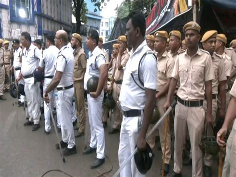 Kolkata Police imposes Section 163 amid protests over doctor's rape ...