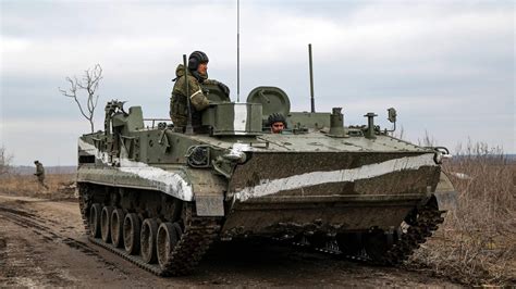 Russia-Ukraine war: EU to send 'fighter jets' to Ukraine, says EU chief ...