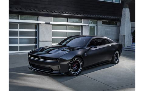 Von Leistung getrieben: Das Concept Car Dodge Charger Daytona SRT gibt ...