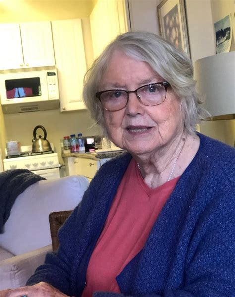 Monterey Herald Obituaries