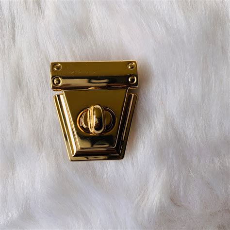 Bag Buckles - Trapezium (Gold) – Crochet Now India