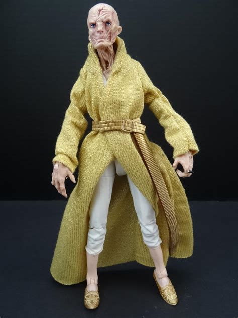 Supreme leader snoke action figure sales