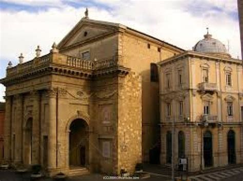 Lanciano Cathedral, lanciano, Italy - Top Attractions, Things to Do ...