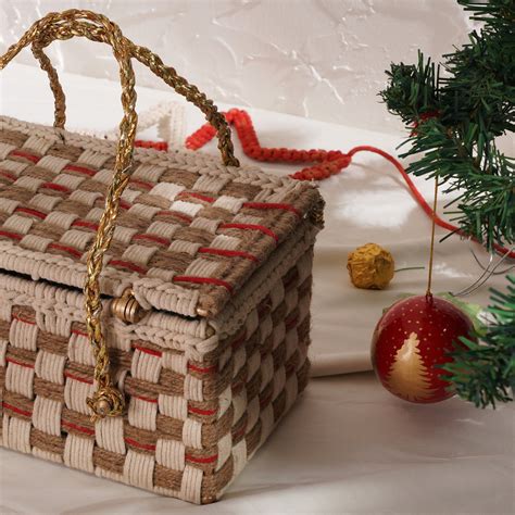 Red & White Treasure Box