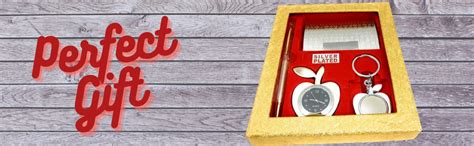 Lavanaya Silver - Silver Plated Gift Set Pen, Visiting Card Holder ...