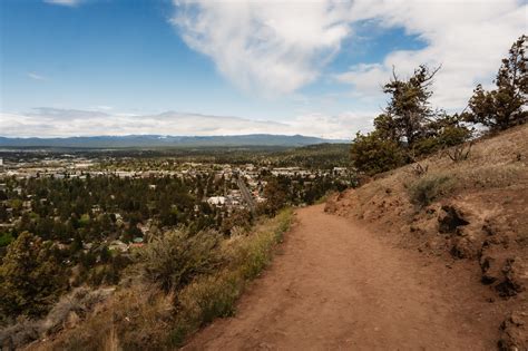 Hiking Pilot Butte Trail in Bend, Oregon | Where We Went Next
