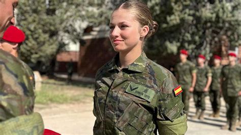 Photos of Princess Leonor's basic military training released