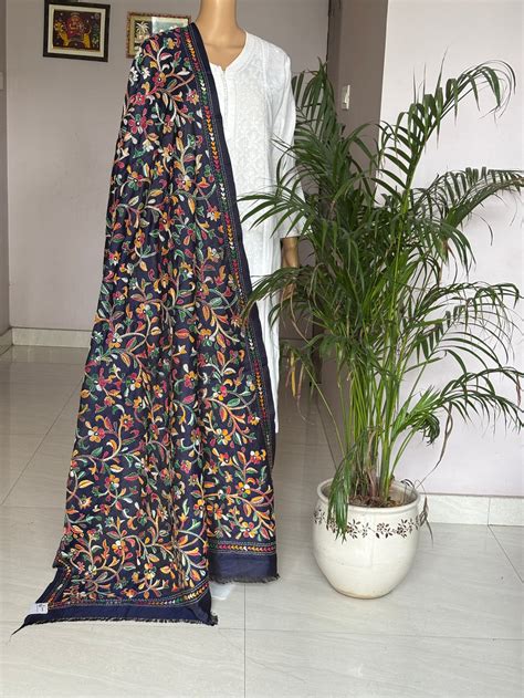 Kantha Hand Embroidered Dupatta – Dhaagaa