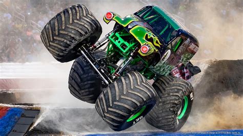 Monster Jam Wallpapers - Top Free Monster Jam Backgrounds - WallpaperAccess