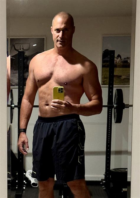 OMG, you wanna be on TOP!? Nigel Barker breaks out the daddy snaps ...