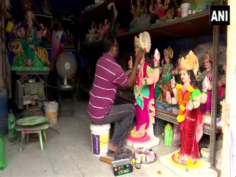 Maharashtra idol makers struggle as sales plummet - BW Businessworld
