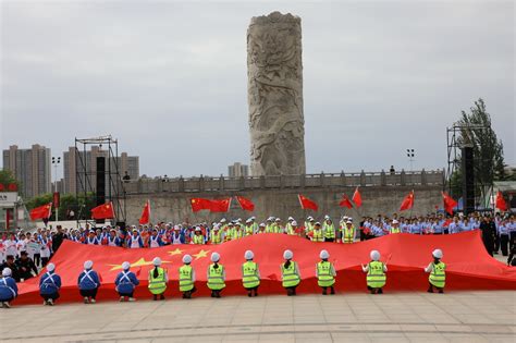 致敬劳动者礼赞劳动美——咸阳工会开展多项活动庆祝五一国际劳动节