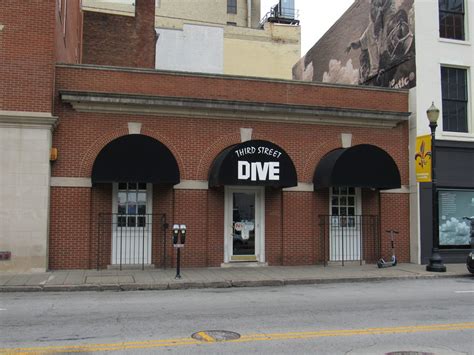 Bars in Downtown Louisville - Louisville Downtown Partnership