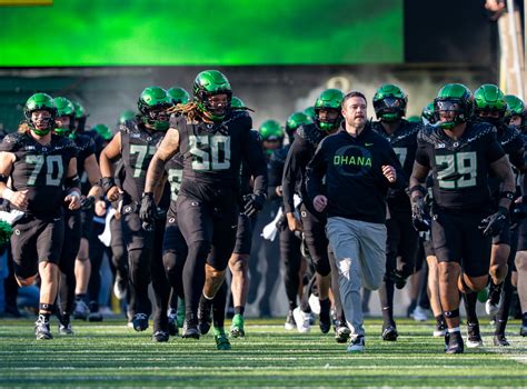 Oregon faces James Madison in College Football Playoff first-round game ...