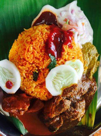 RESTORAN SRI KUMUTHAVALLI, Sitiawan - Restaurant Reviews, Phone Number ...