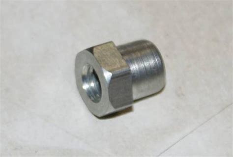 BSA Nut - Rocker Cover A7/A10 1946-63. 1/4" 26tpi long nut. Lucas ...