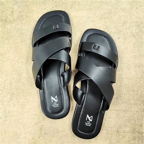 Mythos Black – The Madras Trunk