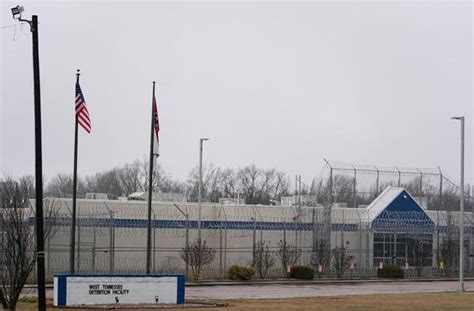 Immigrant Detainees Begin Arriving at Former Prison in Rural Tennessee Town
