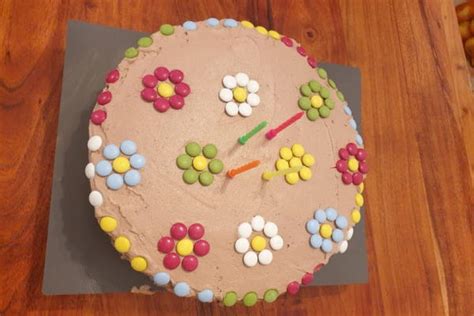 Brza torta od kupovnog biskvita i kompota od višanja – Recepti