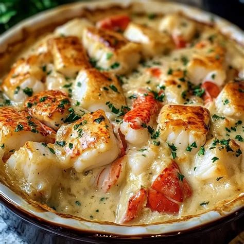 Homemade Lobster Pot Pie with Flaky Puff Pastry Crust - cookrisp