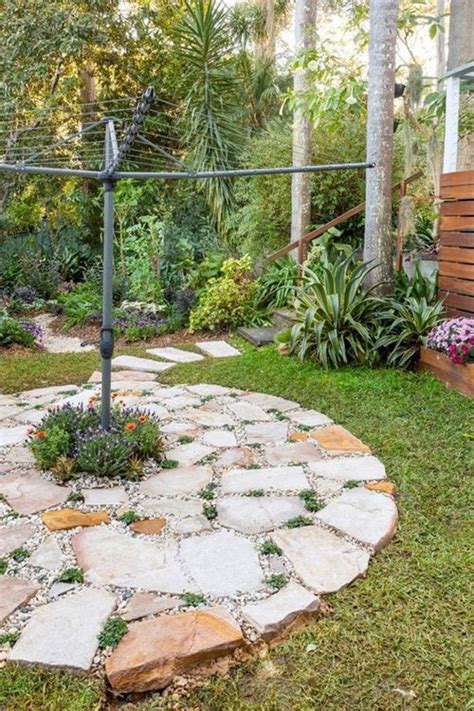 18 Amazing Washing Line in Garden Ideas | Balcony Garden Web