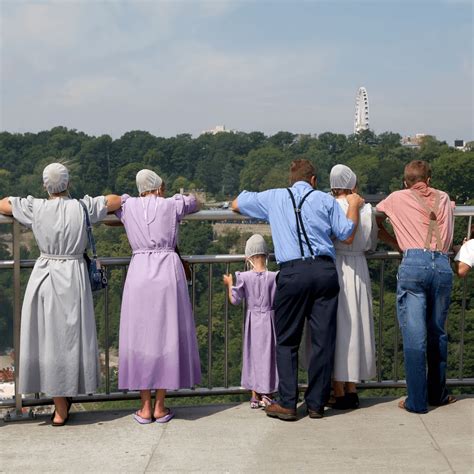 What do Mennonites wear? - Christian Faith Guide