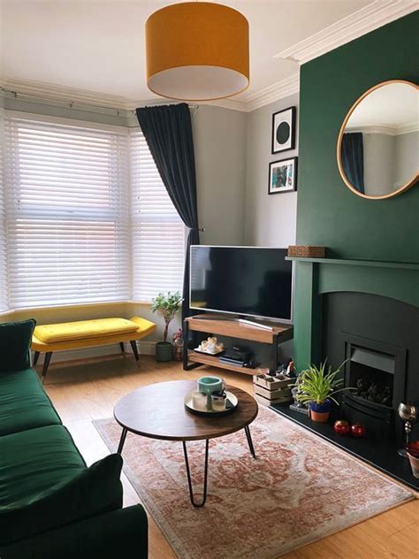 modern emerald green living room
