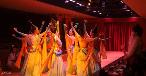 Shanghai Shenggong Banquet: An Immersive Experience of a Millennial ...