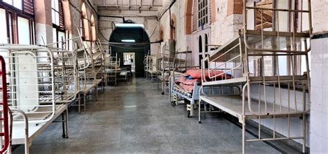 Ground Report: Inside a Mumbai Hospital Caring for Critical COVID-19 ...