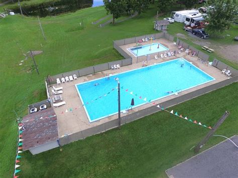 CAMPING MON PLAISIR (Plessisville) - Campground Reviews & Photos ...