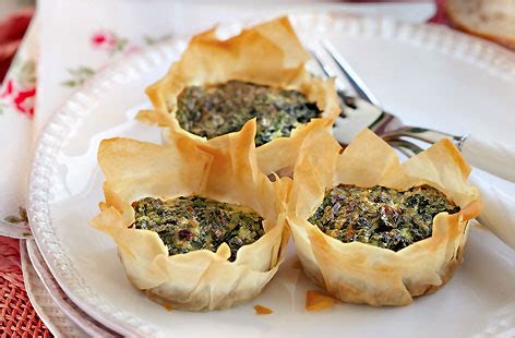 Spinach and filo tarts | Tesco Real Food