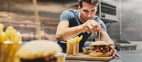 Dishwashing systems for fast food & franchise businesses | Winterhalter