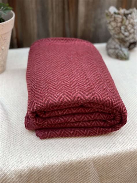 100% Soft Cashmere Red Throw Blanket - Alchemy Story Australia