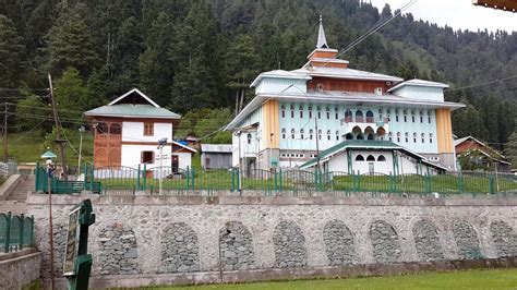 Baba Reshi Shrine, Gulmarg - Tripadvisor