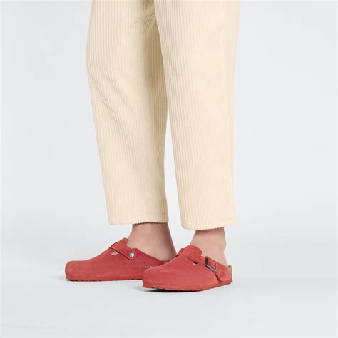 Buy Red Red/Corduroy Sienna Red Boston Suede Embossed Online in India ...