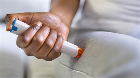 How to Use an EpiPen (Epinephrine Injection): Step by Step - GoodRx
