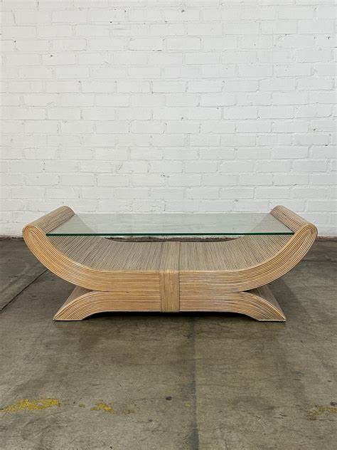 Free form wavy coffee table — VINTAGE ON POINT