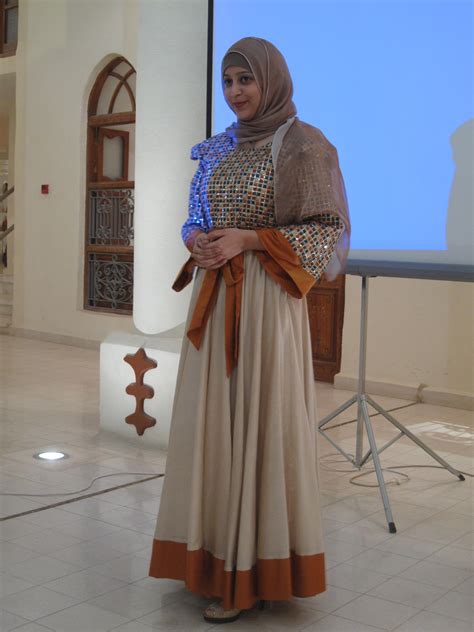 Traditional Kuwaiti Clothing and Fashion | Traditional clothing for ...