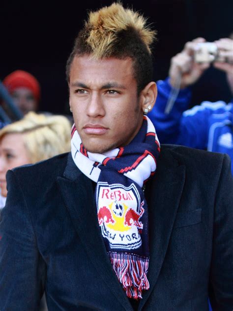Top 10 Facts about Brazilian Soccer Star Neymar - Discover Walks Blog