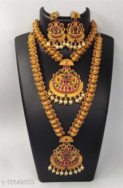 pecock necklace Sizzling Fancy Women Necklaces & Chains – Faritha