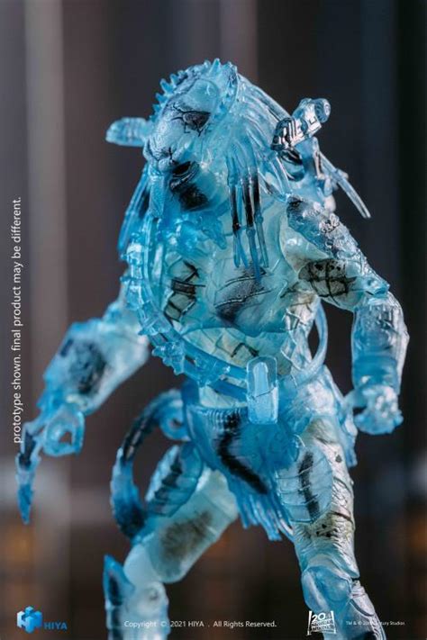 Buy Alien vs Predator Wolf Predator Action Figure (Active Camo) Online ...