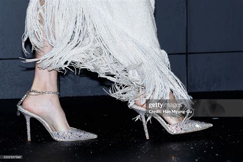 Han Hyo-joo's Feet Photos & Gallery | FeetDatabase.com