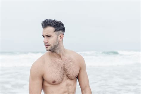 Shaving and Trimming Chest Hair Guide | Gillette UK