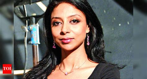 Indian filmmaker Madhureeta Anand's 'Kajarya' at the DIFF 2013 | Hindi ...