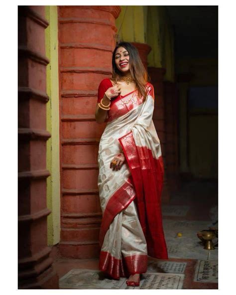 Moiety Off-white and Red Zari Woven Banarasi Saree With Blouse – oursaree9